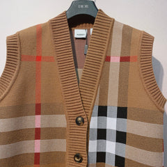 BURBERRY 25S KNIT VEST 293