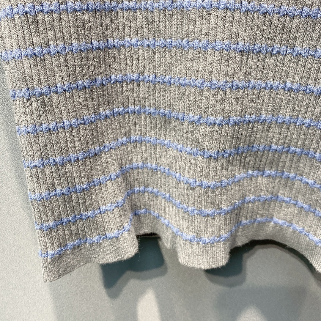 PRADA 26S SHORT-SLEEVE KNIT TOP 1041