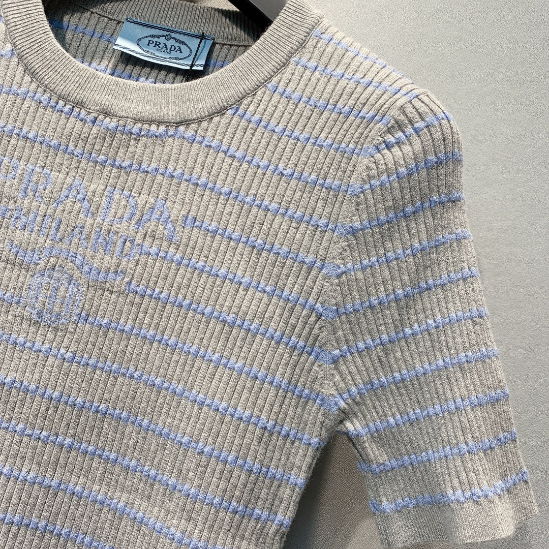 PRADA 26S SHORT-SLEEVE KNIT TOP 1041