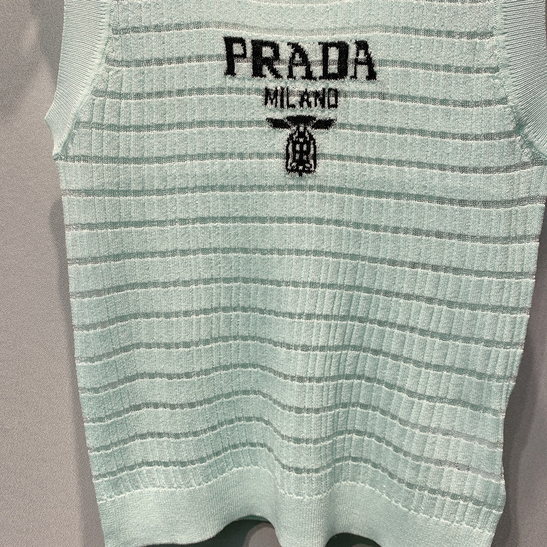 PRADA 26S SLEEVELESS KNIT TOP 1008