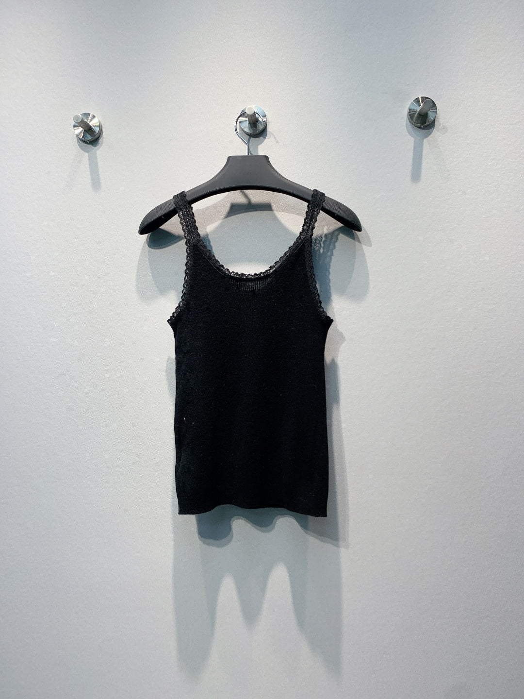 PRADA 26S LACE-TRIMMED SLEEVELESS TOP 1001
