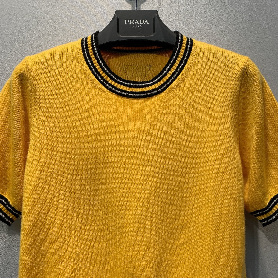 PRADA 26S SHORT-SLEEVE KNIT T-SHIRT STYLE 961