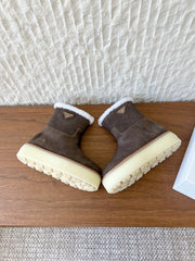 PRADA 25S ANKLE BOOTS 40 MM IN MUTED BROWN GRAY SUEDE SHEARLING-LINED