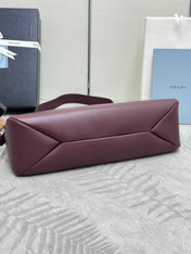 PRADA 25S AIMEE MEDIUM SHOULDER BAG 39 IN BURGUNDY CALFSKIN