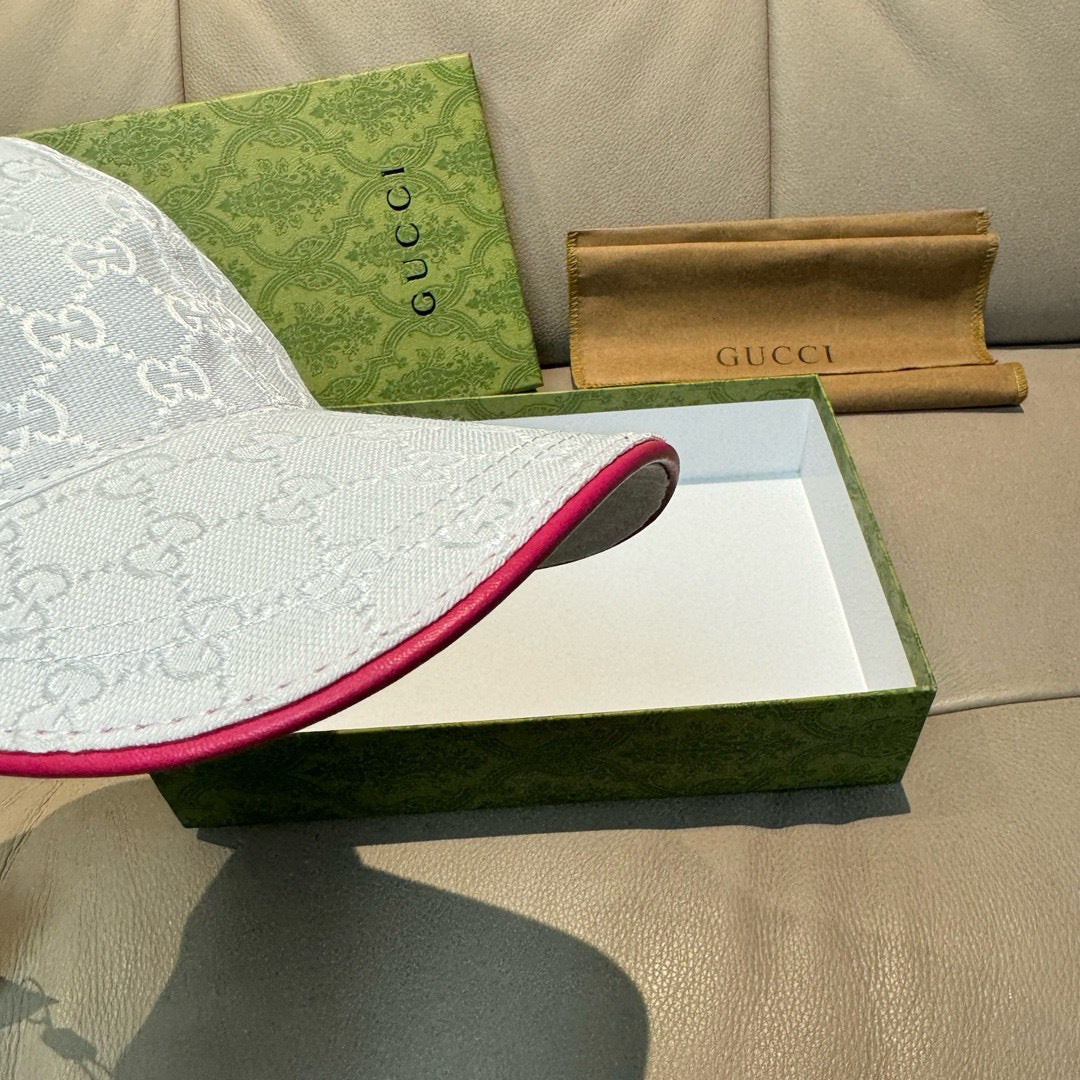 GUCCI 26S BASEBALL CAP STYLE 205