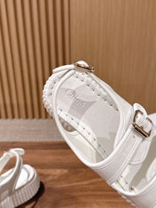 CHLOE 26S PLATFORM SANDALS IN WHITE CALFSKIN