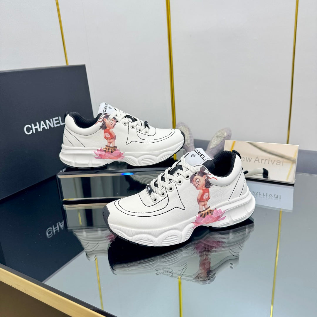 TRAINERS SNEAKER IN WHITE CALFSKIN WITH STICKER 238624