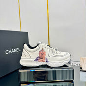 TRAINERS SNEAKER IN WHITE CALFSKIN WITH STICKER 238628