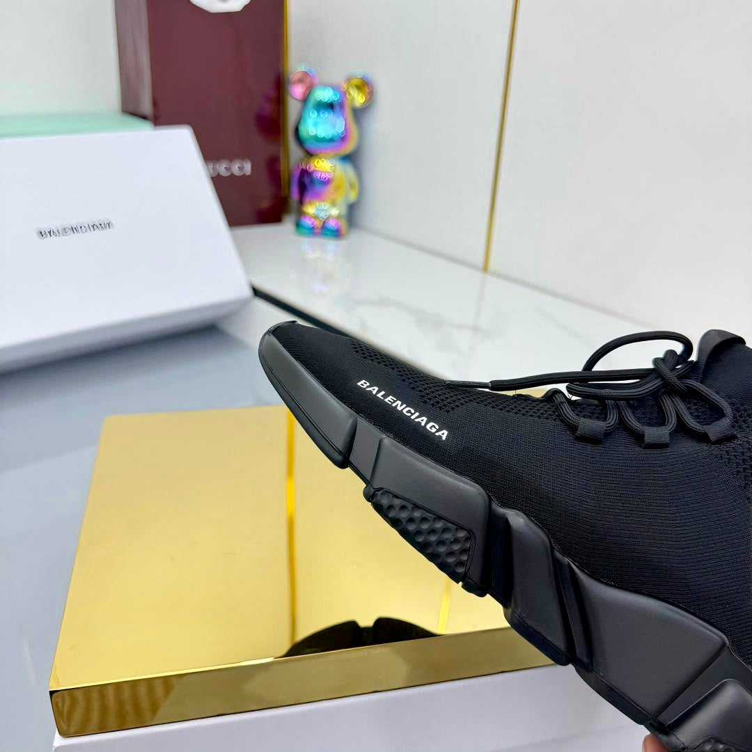 BALENCIAGA 25S SPEED 2.0 LACE-UP SNEAKERS IN BLACK KNITTED STYLE 3