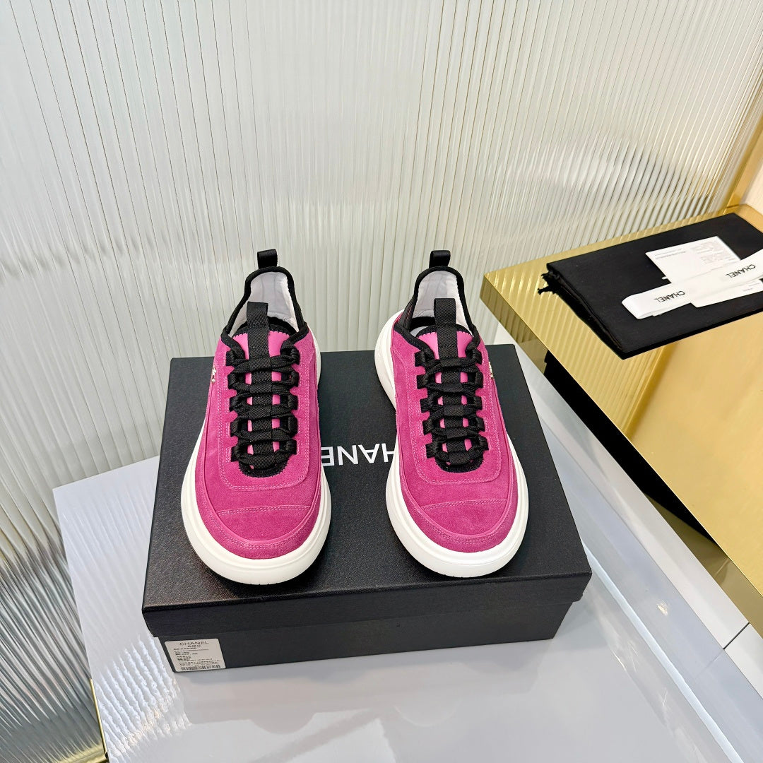 CHANEL 26S PLATFORM SNEAKERS IN PINK SUEDE WITH CC LOGO