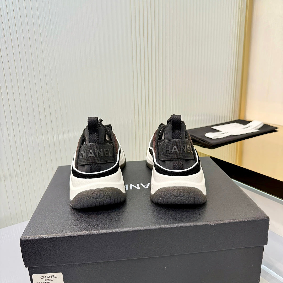 CHANEL 26S PLATFORM SNEAKERS IN BLACK MIX BROWN SUEDE AND FABRIC WITH CC