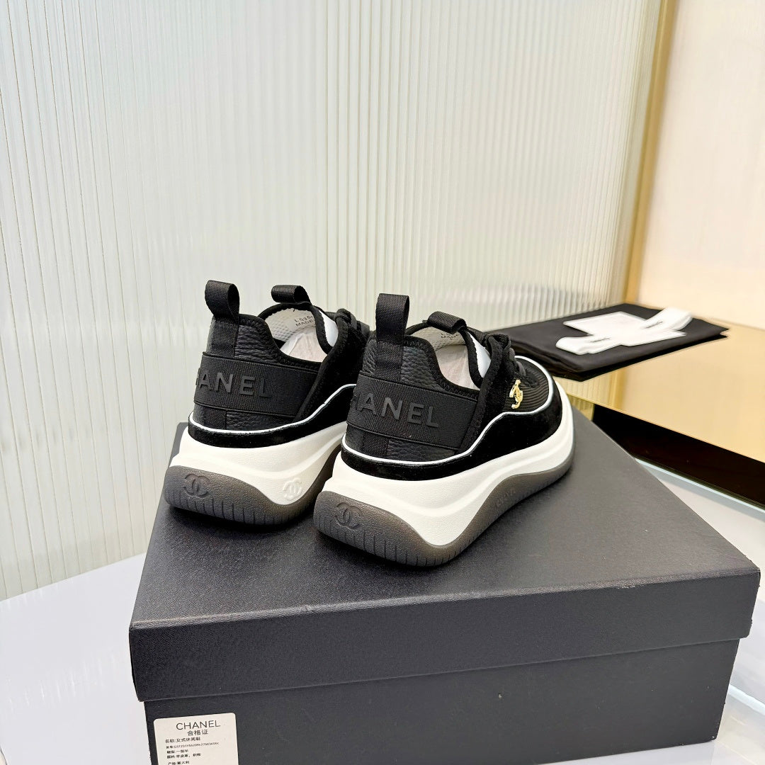 CHANEL 26S PLATFORM SNEAKERS IN BLACK MIX WHITE SUEDE WITH CC LOGO