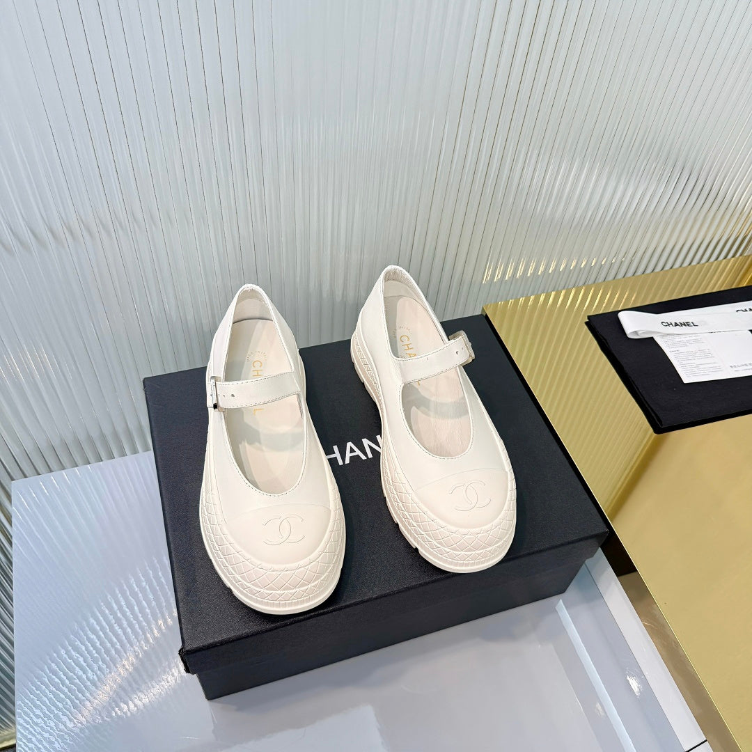 CHANEL 26S PLATFORM MARY JANE SHOES IN WHITE LAMBSKIN