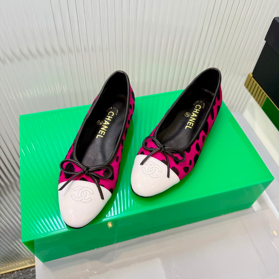 CHANEL 26S FLAT SHOES IN DARK PINK AND BLACK LEOPARD PRINT PONY HAIR