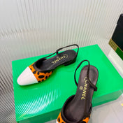 CHANEL 26S FLATS SLINGBACK IN WHITE PATENT CALFSKIN AND ORANGE PONY HAIR