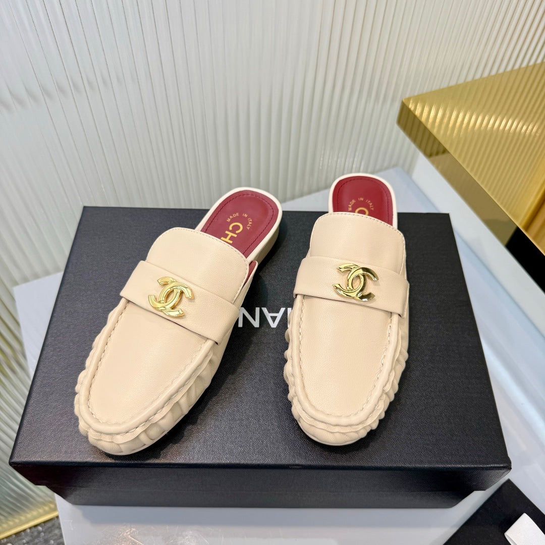 CHANEL 26S LOAFER MULES IN BEIGE CALFSKIN WITH CC LOGO