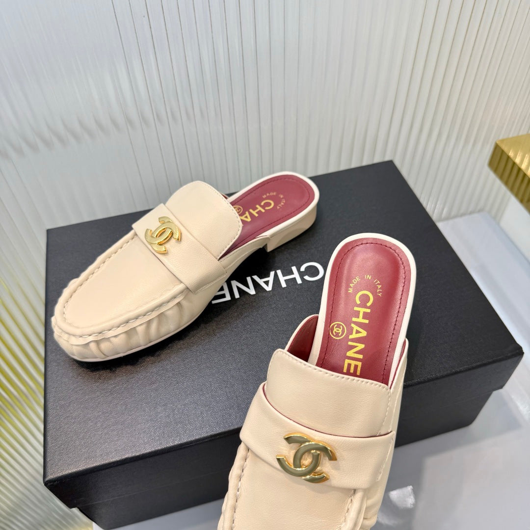 CHANEL 26S LOAFER MULES IN BEIGE CALFSKIN WITH CC LOGO