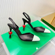 CHANEL 26S SLINGBACK POINTED-TOE HEELS 95 MM IN BLACK LAMBSKIN WITH PASTEL GREEN CAP TOE