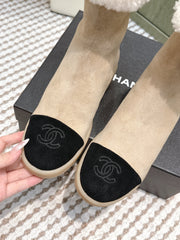 CHANEL 25S CALF-HIGH BOOTS IN BLACK AND BEIGE SUEDE LINED WITH SHEEPSKIN