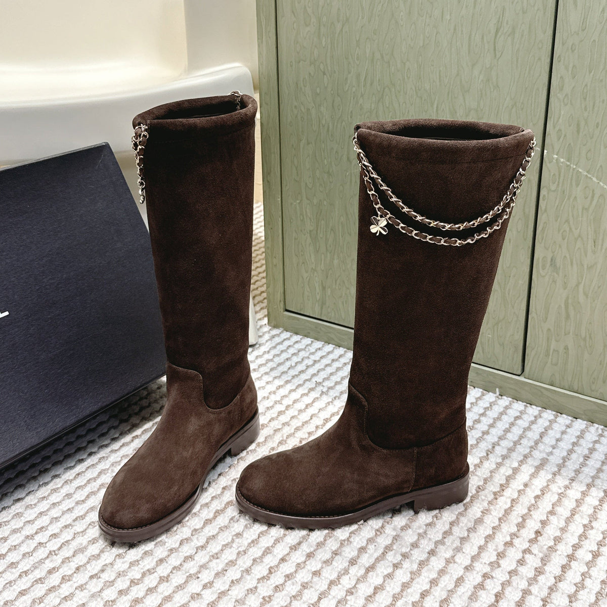 CHANEL 25S KNEE-HIGH BOOTS IN DARK BROWN SUEDE GOLD HARDWARE