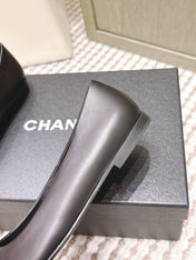 CHANEL 25S BALLET FLAT ROUND TOE IN BLACK SHEEPSKIN WITH CAMELLIA