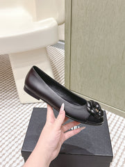 CHANEL 25S BALLET FLAT ROUND TOE IN BLACK SHEEPSKIN WITH CAMELLIA