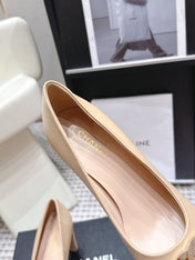 CHANEL 26S HIGH HEELS 95 MM IN BEIGE CALFSKIN WITH GOLD-TONE CC LOGO