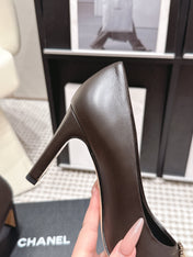 CHANEL 26S HIGH HEELS 95 MM IN DARK BROWN CALFSKIN WITH GOLD-TONE CC LOGO