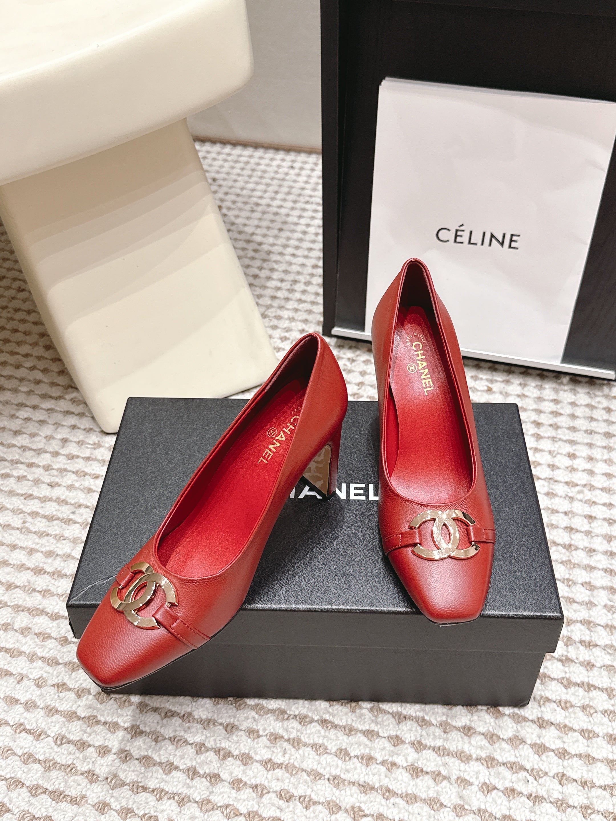 CHANEL 26S HIGH HEELS 95 MM IN RED CALFSKIN WITH GOLD-TONE CC LOGO