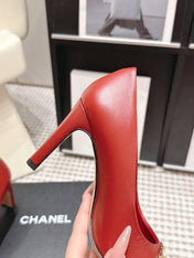 CHANEL 26S HIGH HEELS 95 MM IN RED CALFSKIN WITH GOLD-TONE CC LOGO