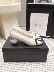CHANEL 26S PEARL HIGH HEELS 55 MM IN WHITE CALFSKIN WITH BLACK CC LOGO