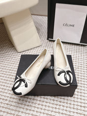 CHANEL 26S PEARL HIGH HEELS 55 MM IN WHITE CALFSKIN WITH BLACK CC LOGO