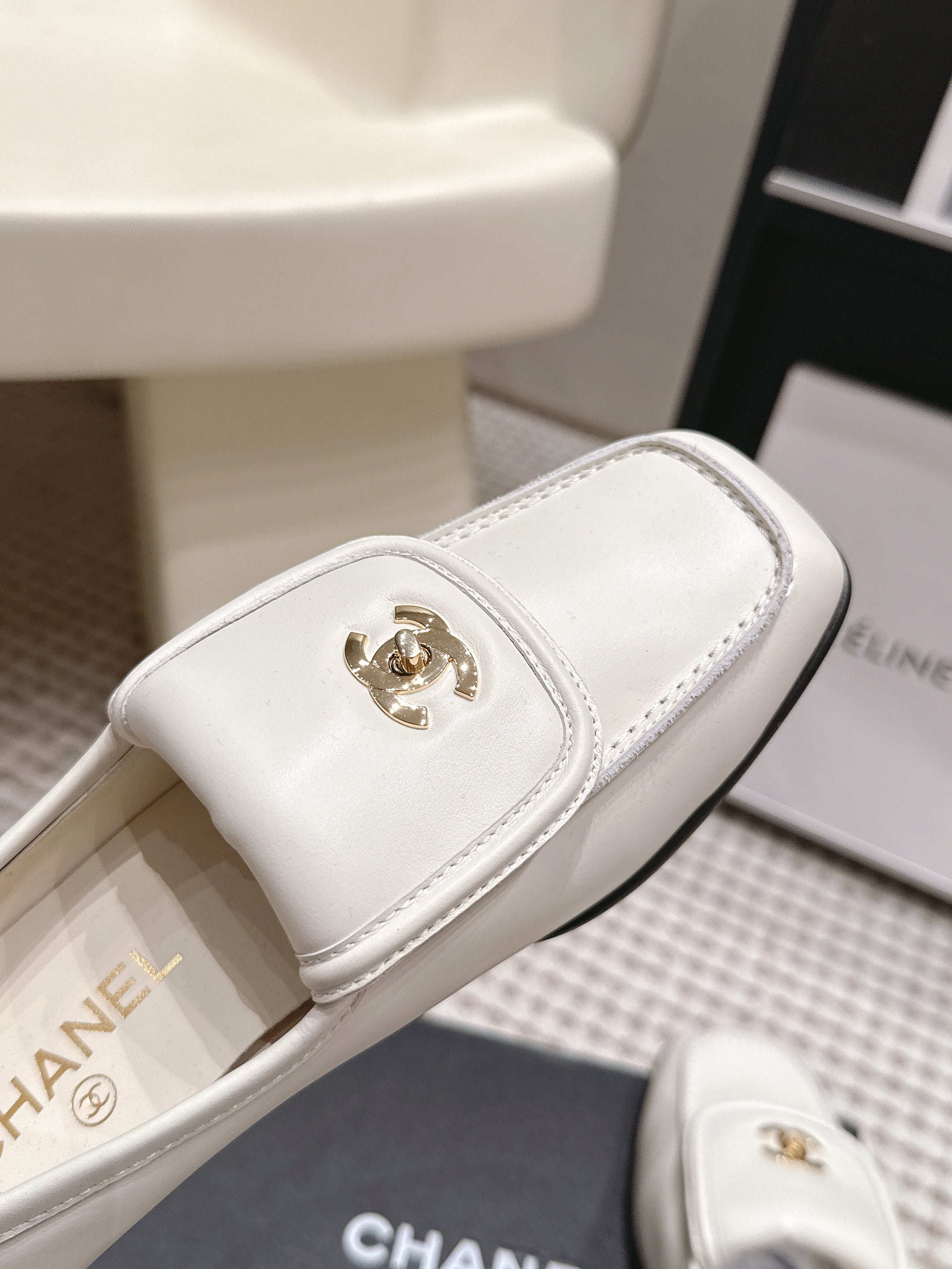 CHANEL 26S LOAFERS IN WHITE CALFSKIN WITH GOLD-TONE CC LOGO