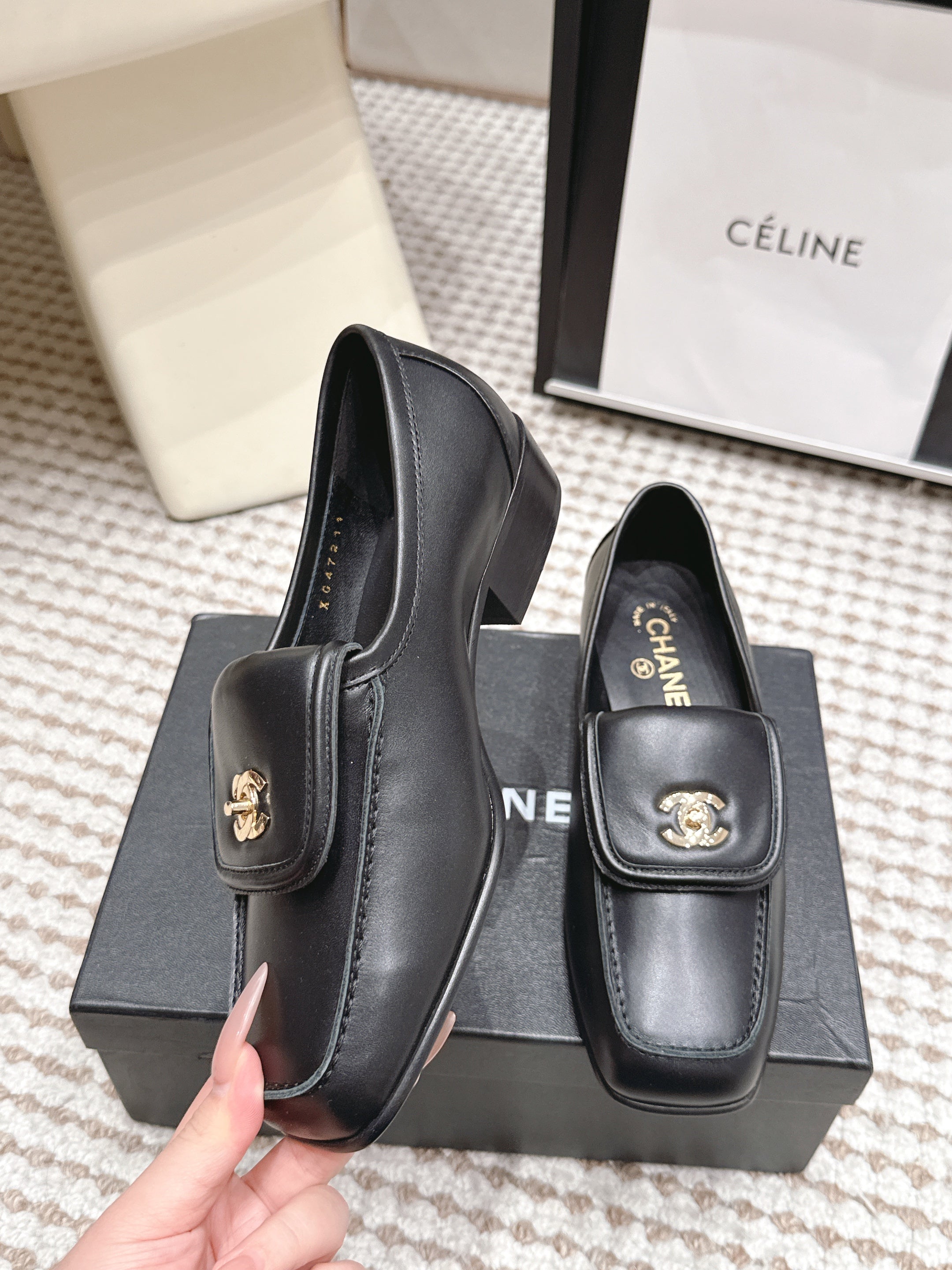 CHANEL 26S LOAFERS IN BLACK CALFSKIN WITH GOLD-TONE CC LOGO