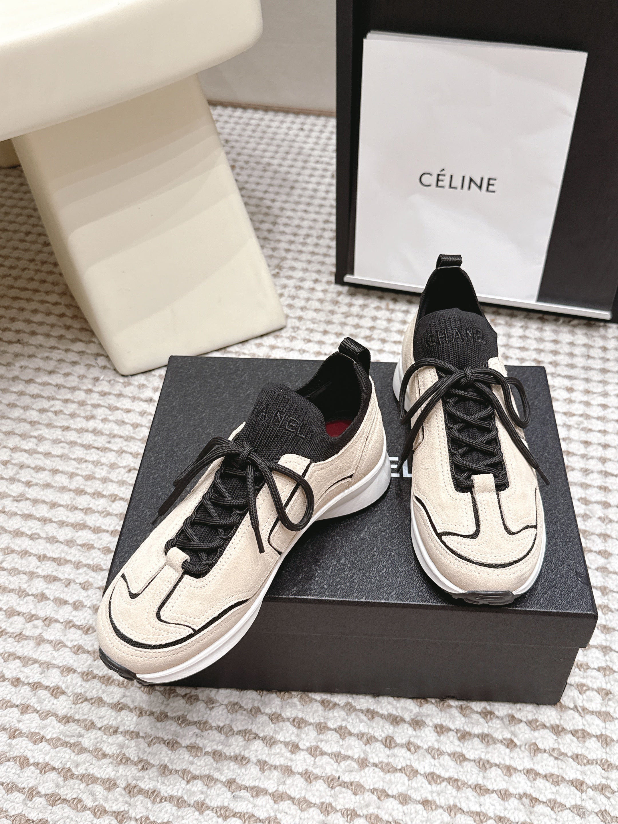 CHANEL 26S PLATFORM SNEAKERS 30 MM IN BEIGE SUEDE WITH BLACK FABRIC