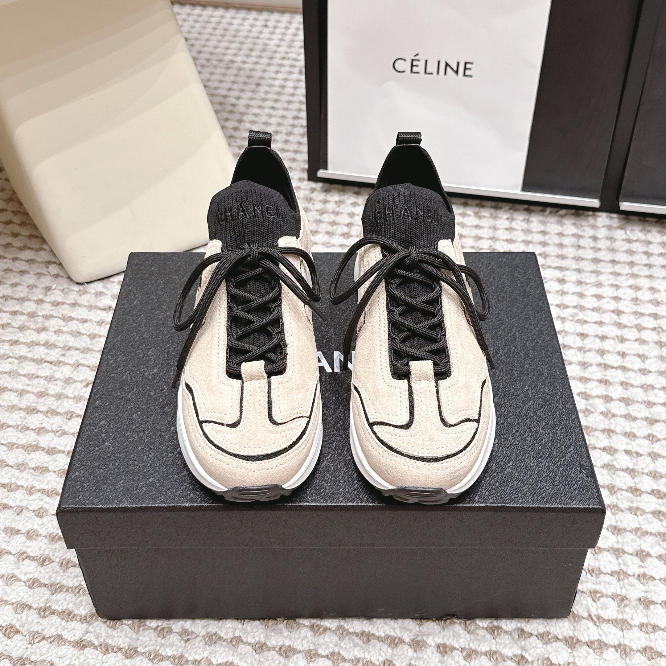 CHANEL 26S PLATFORM SNEAKERS 30 MM IN BEIGE SUEDE WITH BLACK FABRIC
