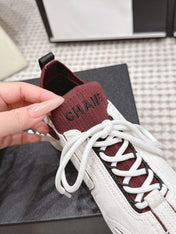 CHANEL 26S PLATFORM SNEAKERS 30 MM IN WHITE SUEDE WITH BURGUNDY FABRIC