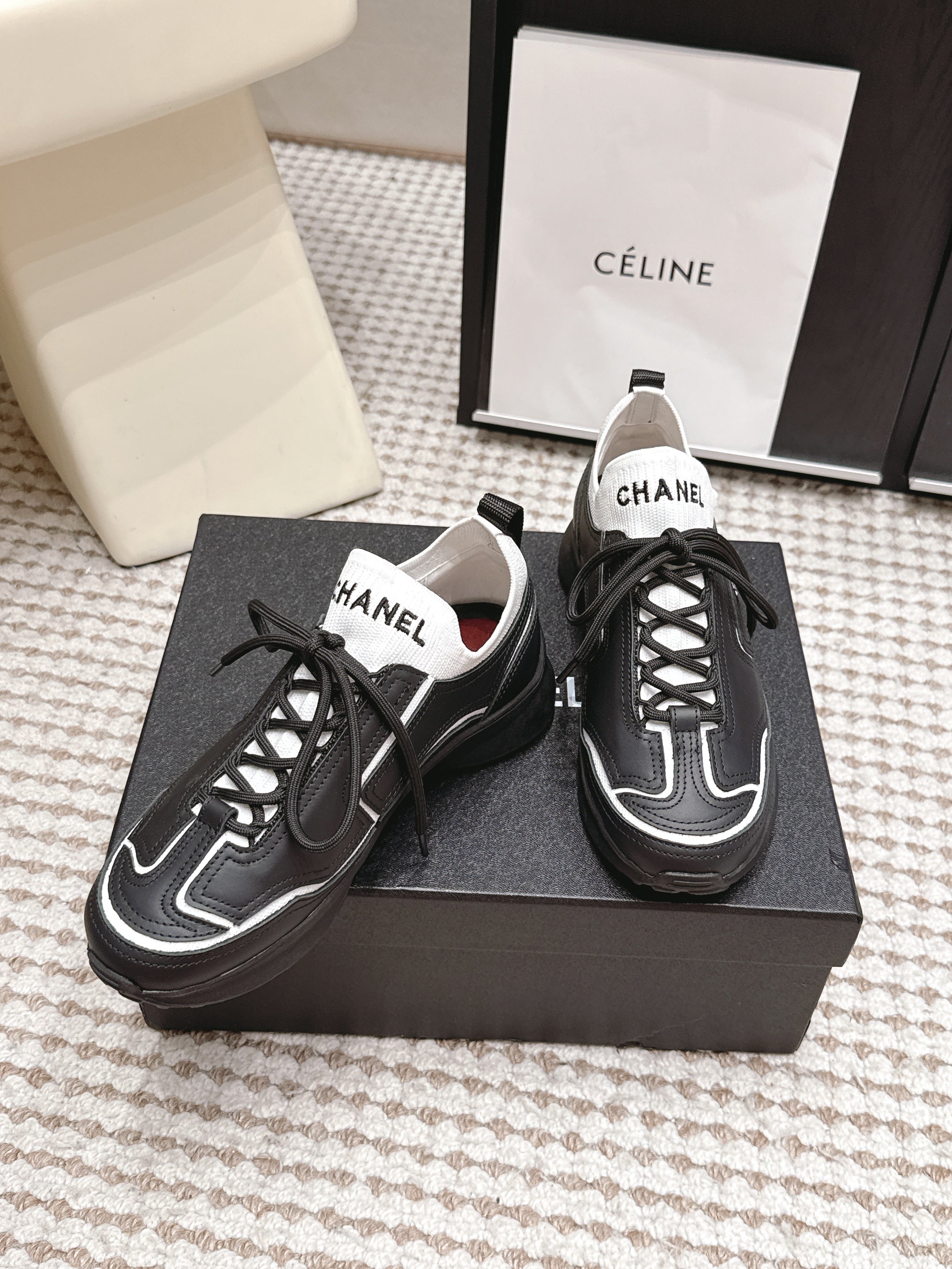 CHANEL 26S PLATFORM SNEAKERS 30 MM IN BLACK CALFSKIN WITH WHITE FABRIC