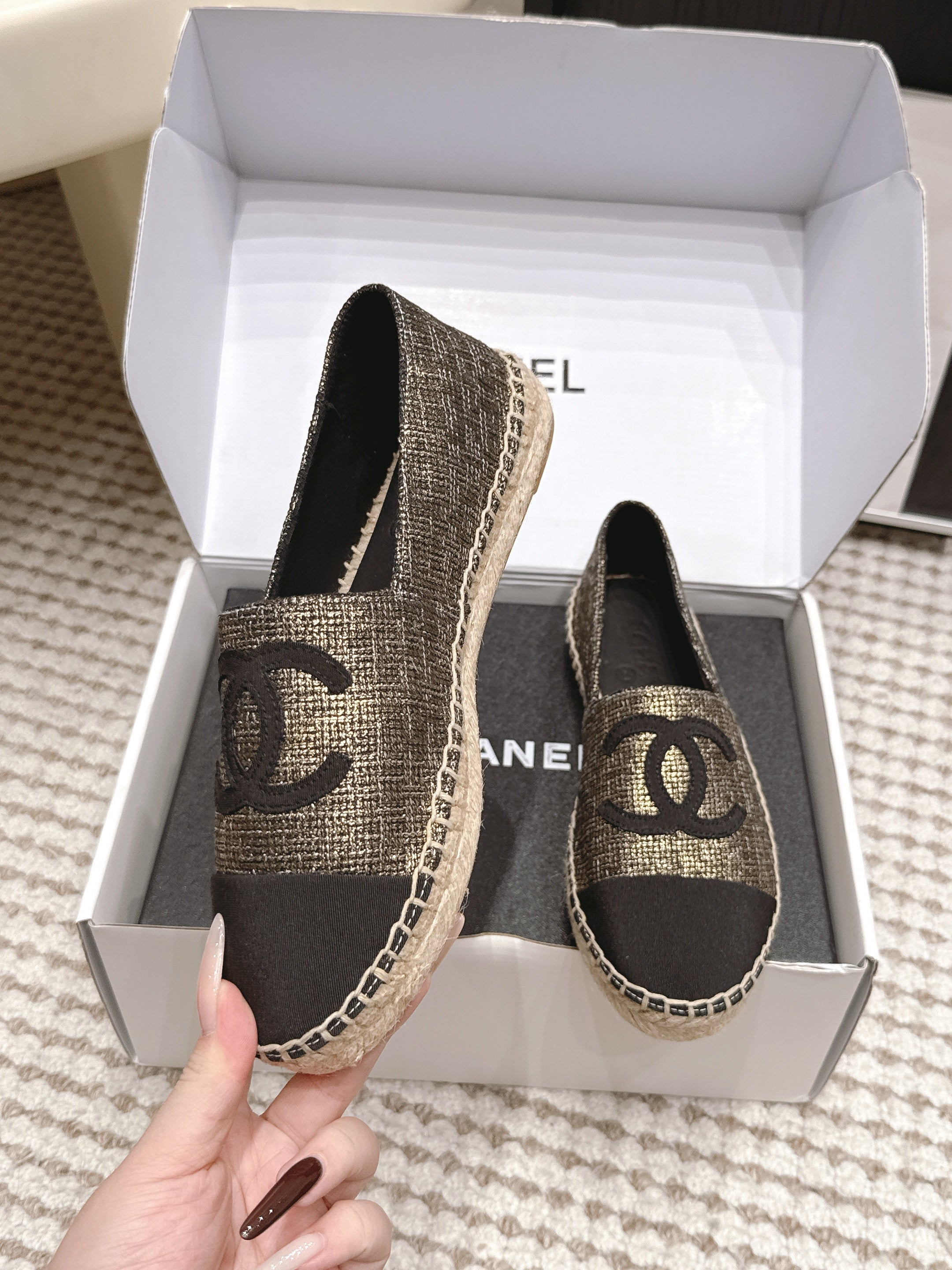 CHANEL 26S SLIP ONS IN GOLD BRONZE MIX BLACK FABRIC