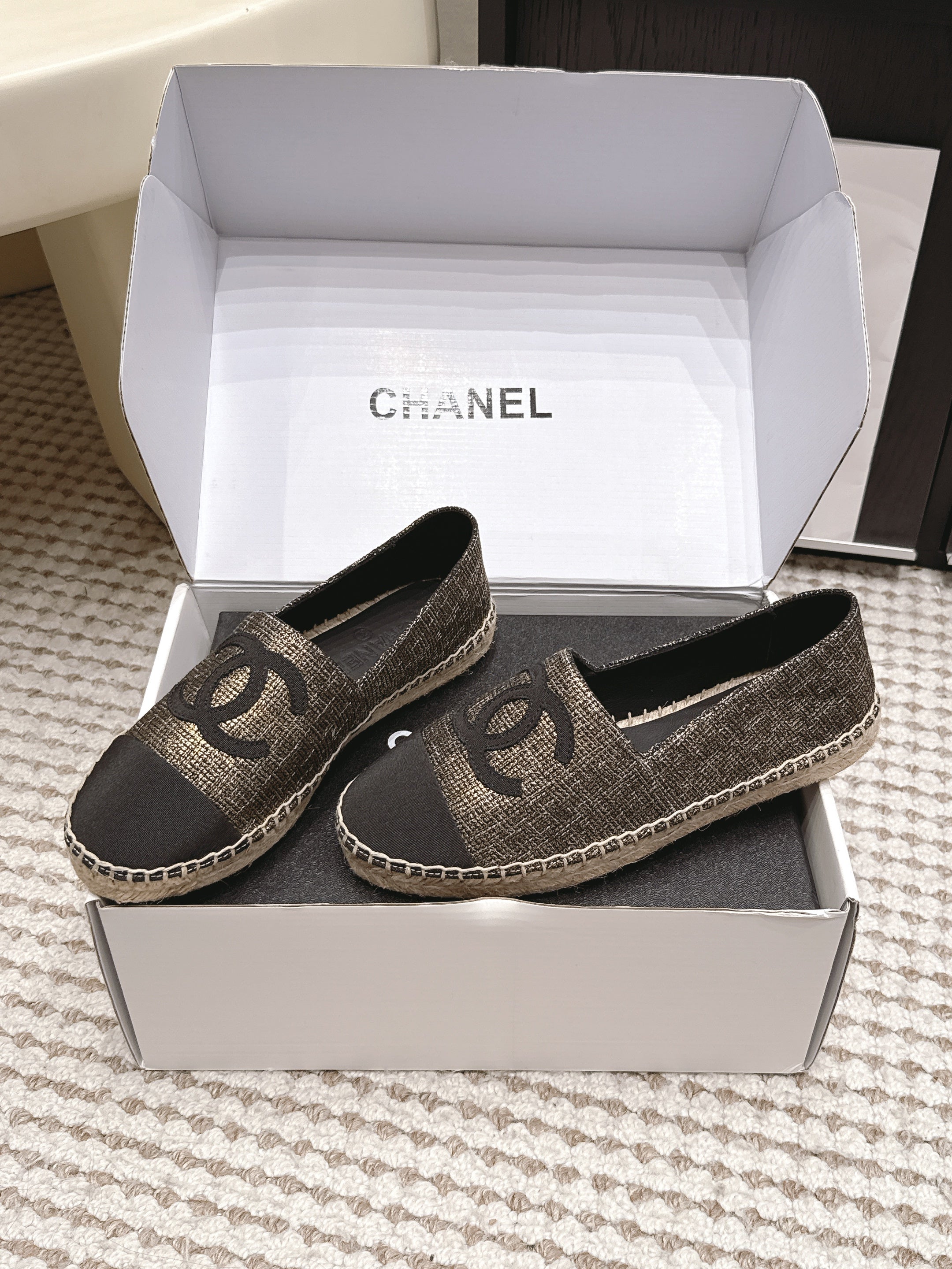 CHANEL 26S SLIP ONS IN GOLD BRONZE MIX BLACK FABRIC