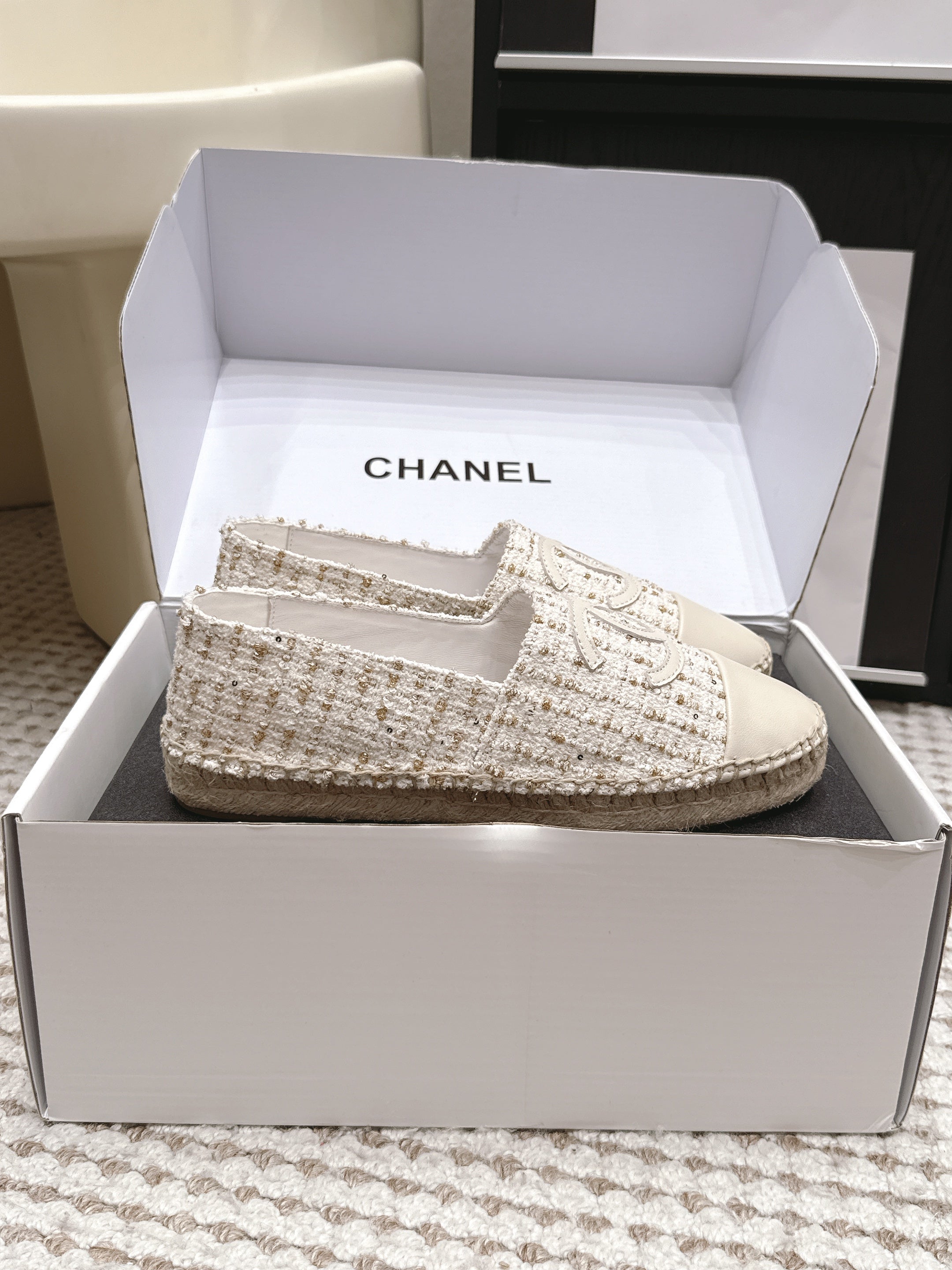 CHANEL 26S SLIP ONS IN WHITE TWEED AND PATENT CALFSKIN