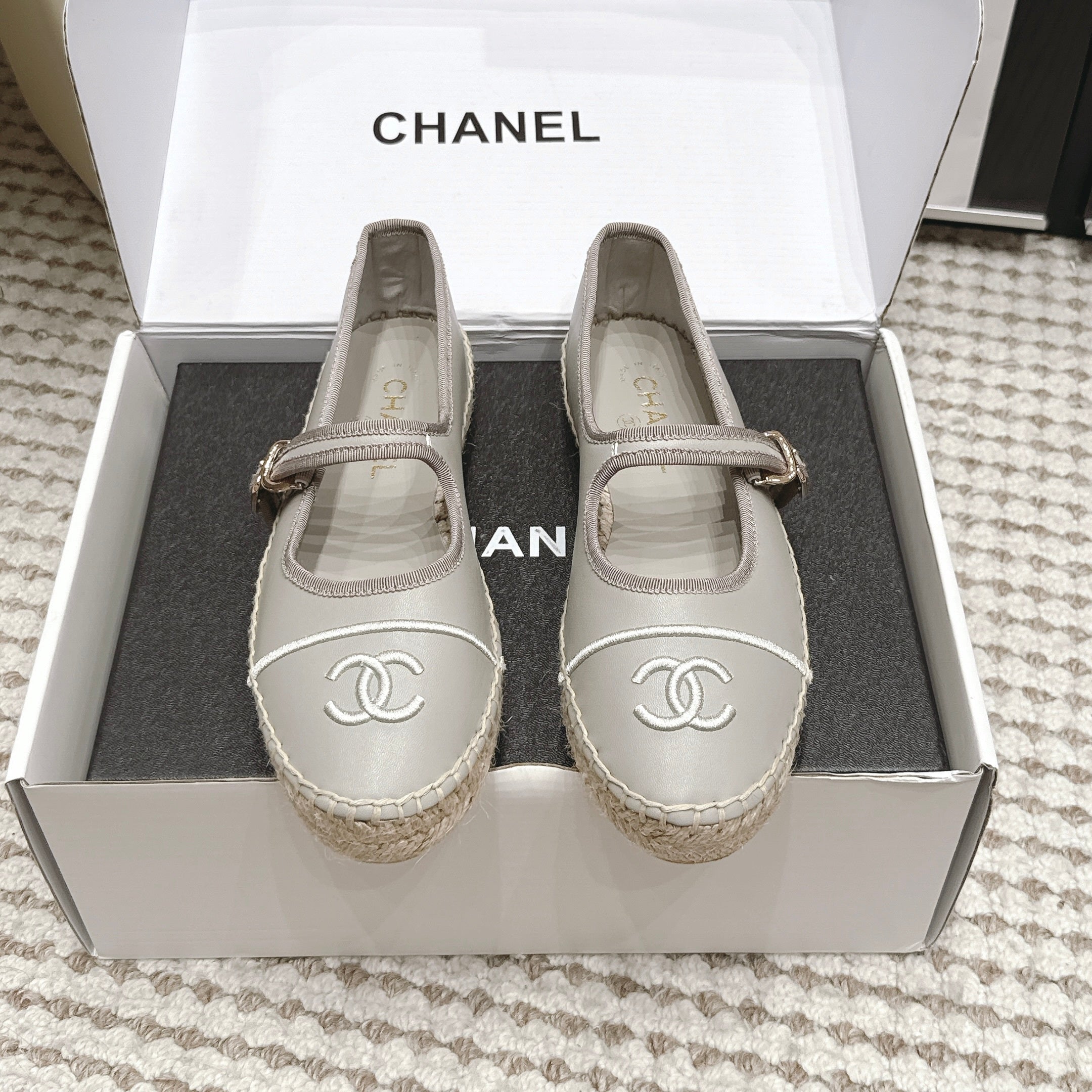 CHANEL 26S MARY JANE FLATS IN GREY LAMBSKIN ESPADRILLE SOLE