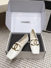 CHANEL 26S SQUARE TOE FLATS IN WHITE CALFSKIN WITH GOLD TONE CC LOGO