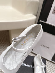 CHANEL 26S SQUARE TOE MARY JANE FLATS IN WHITE CALFSKIN