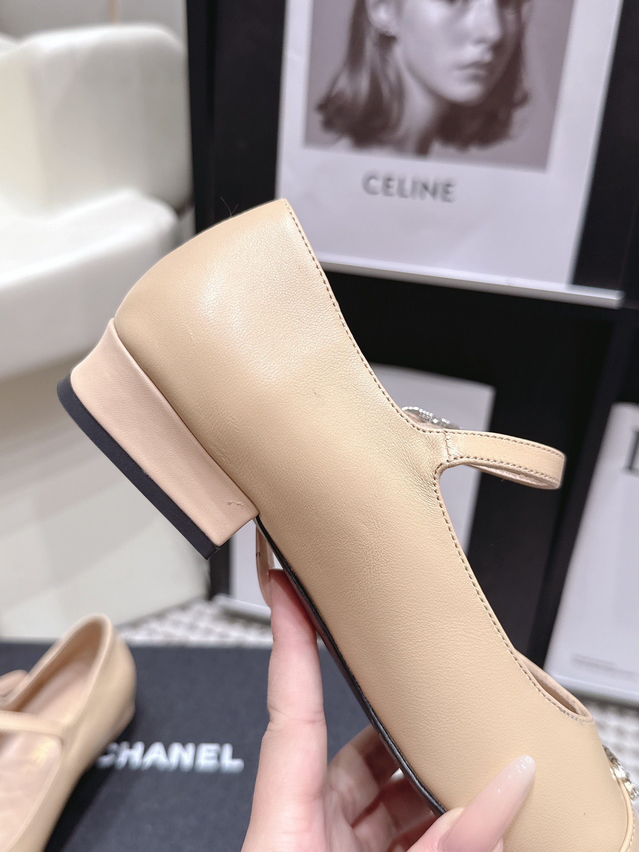 CHANEL 26S SQUARE TOE MARY JANE FLATS IN BEIGE CALFSKIN