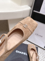 CHANEL 26S SQUARE TOE MARY JANE FLATS IN LIGHT BROWN SUEDE