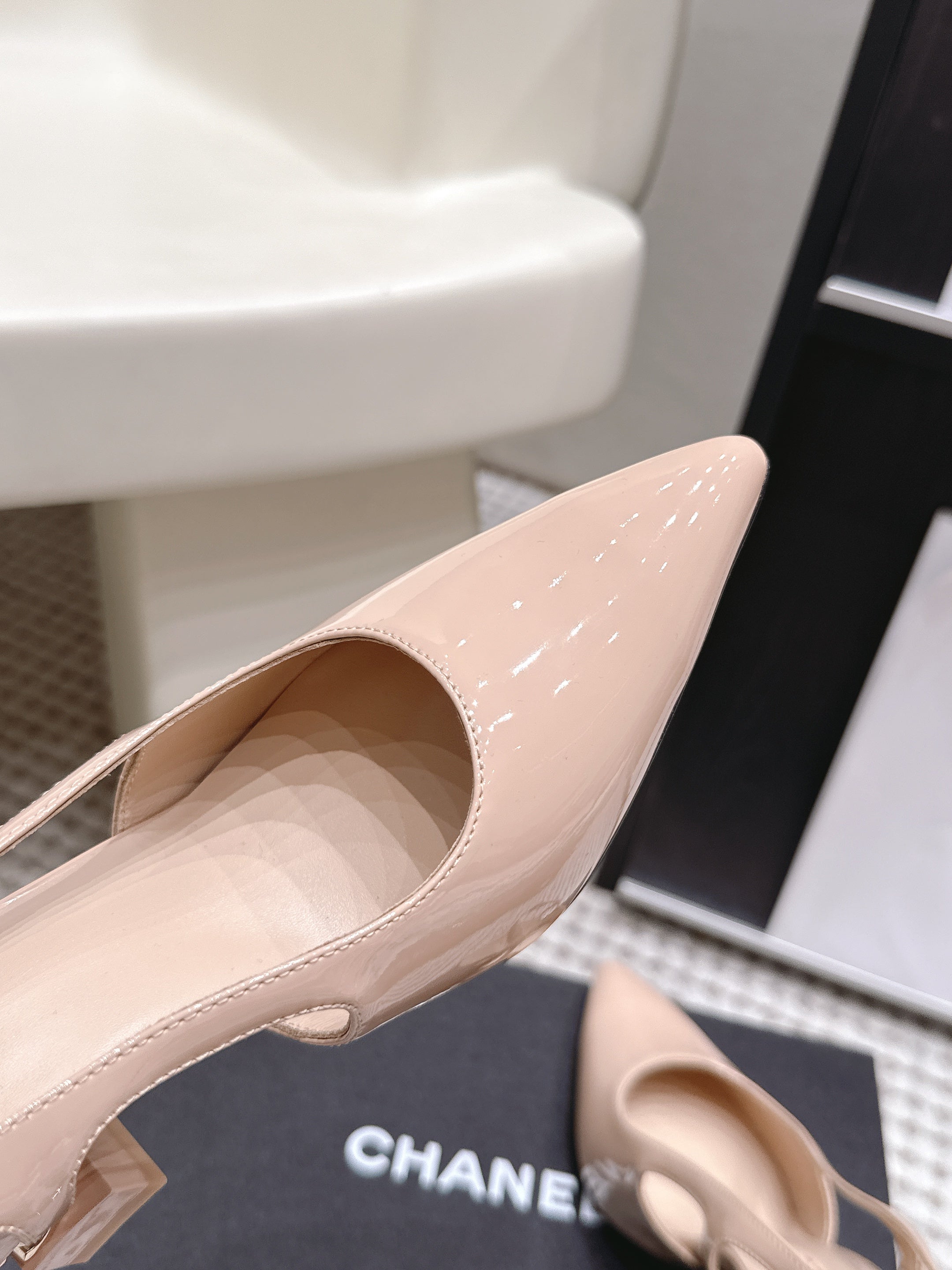 CHANEL 26S HIGH HEEL SLINGBACKS 80 MM IN BEIGE PATENT
