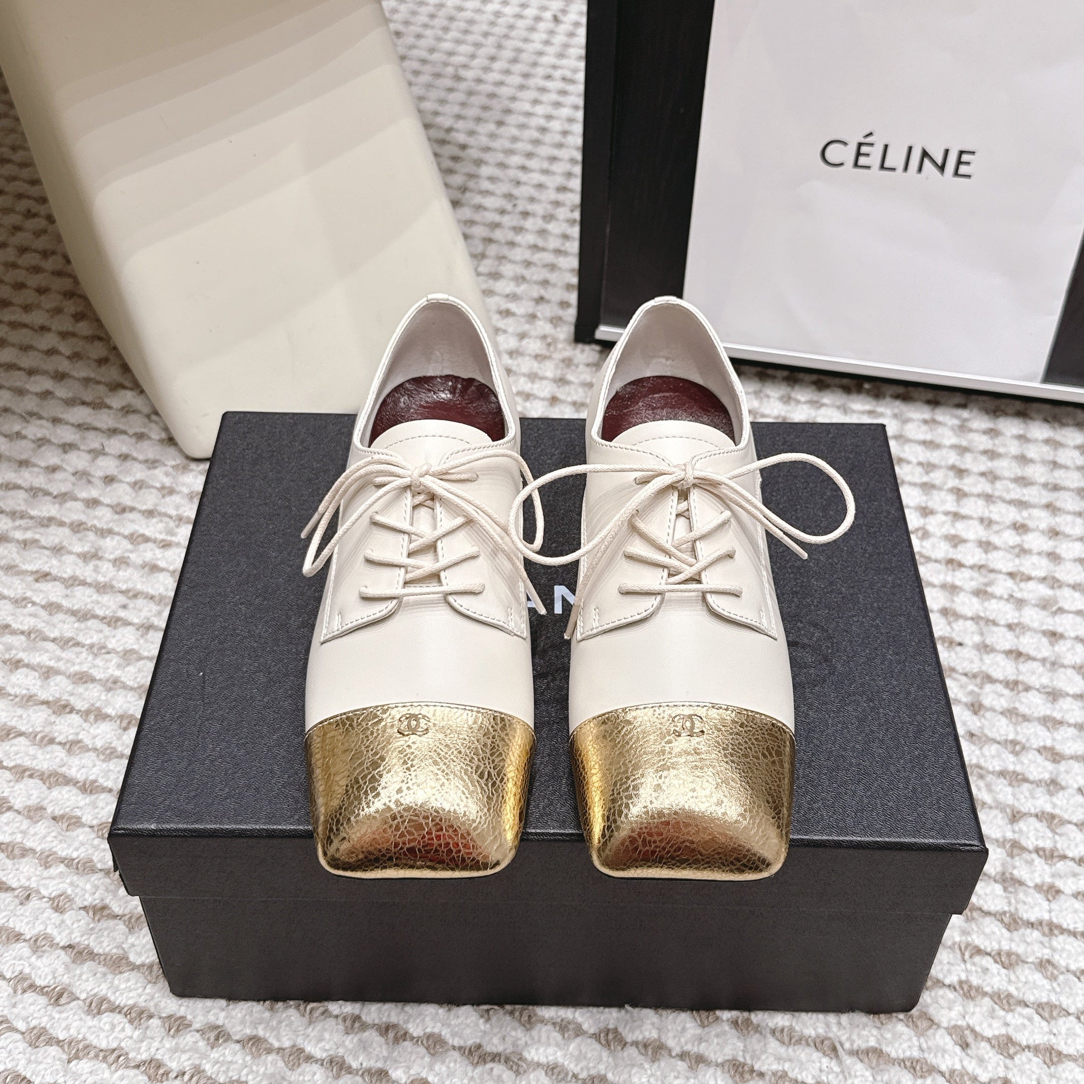CHANEL 26S LACE-UP OXFORD SHOES IN LIGHT BEIGE CALFSKIN WITH GOLD TOE CAP