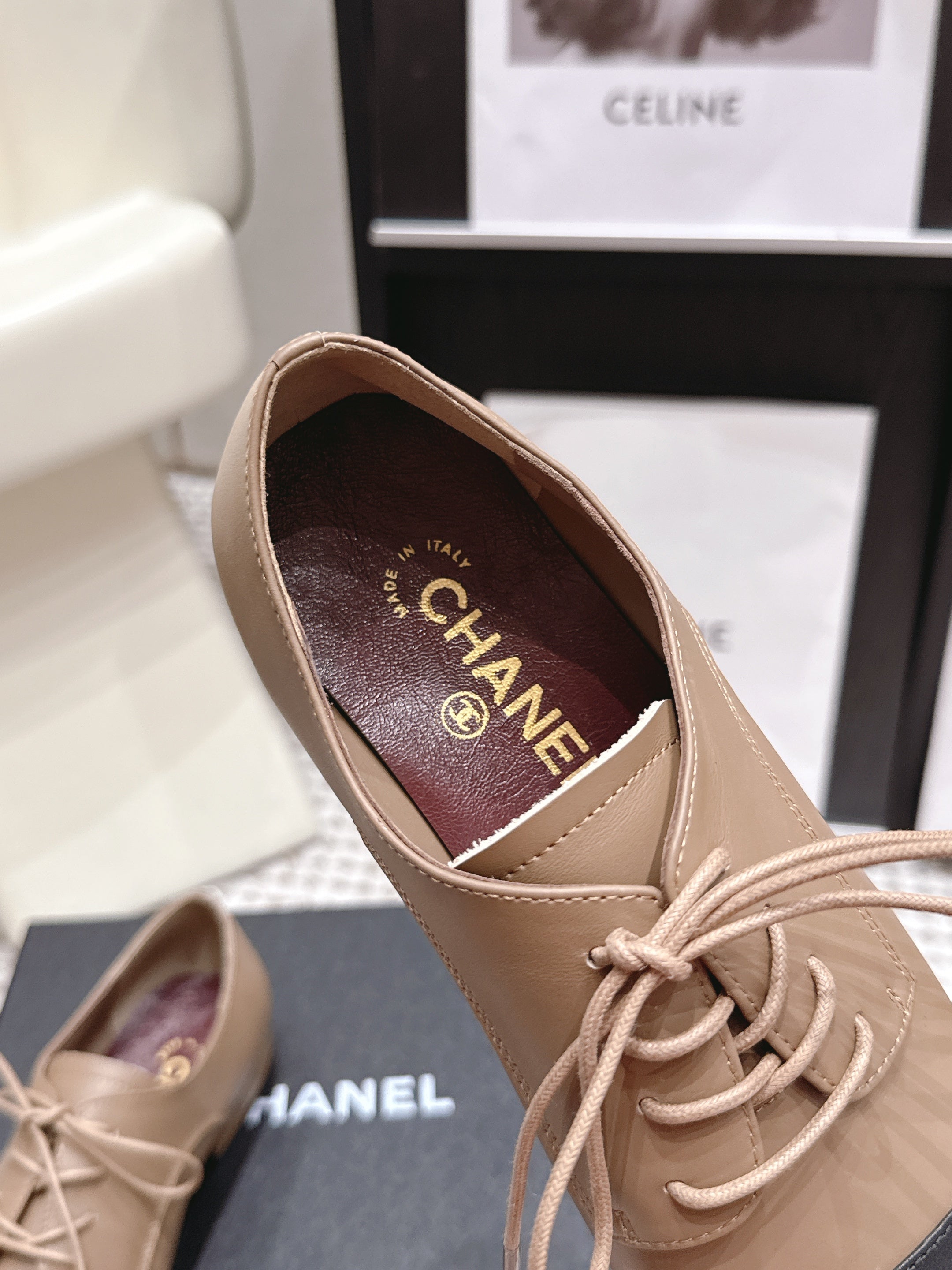 CHANEL 26S LACE-UP OXFORD SHOES IN LIGHT BROWN CALFSKIN WITH BLACK TOE CAP