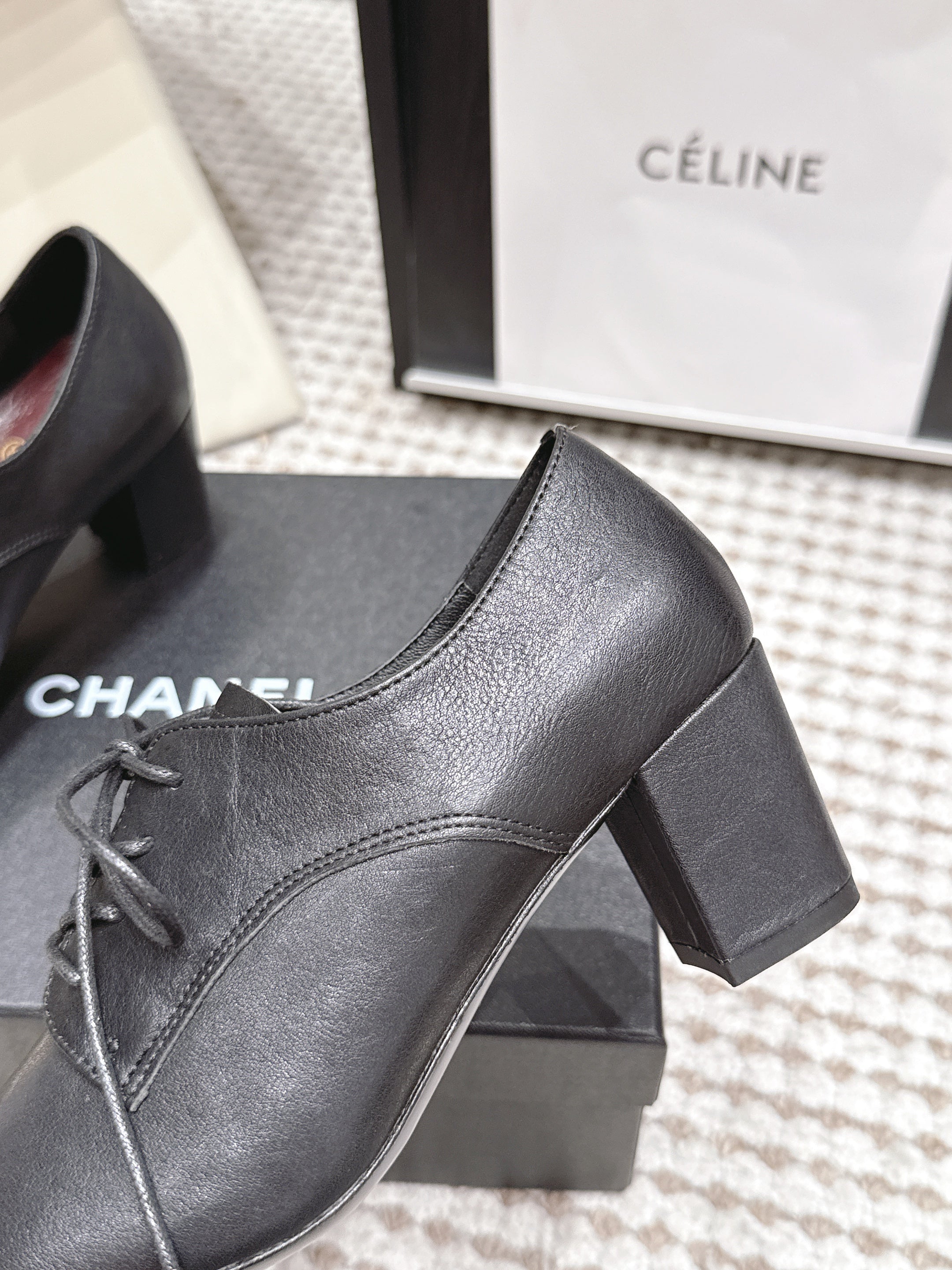 CHANEL 26S LACE-UP OXFORD HEELS IN BLACK CALFSKIN WITH GOLD TOE CAP